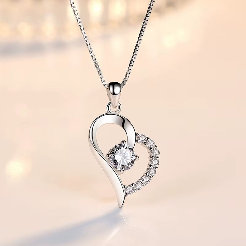 100% Moissanite Necklace 925 Sterling Silver 2CT Heart Cut Diamond Solitaire Pendant Necklace for Women Men Promise Gift Jewelry